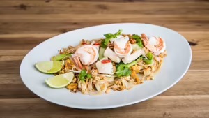 Pad hai san--Pad Thai tenger gyümölcseivel (csípős)